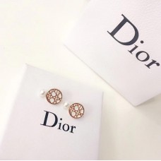 Dior White Pearl Rounded Yellow Gold Openwork Clip Earrings